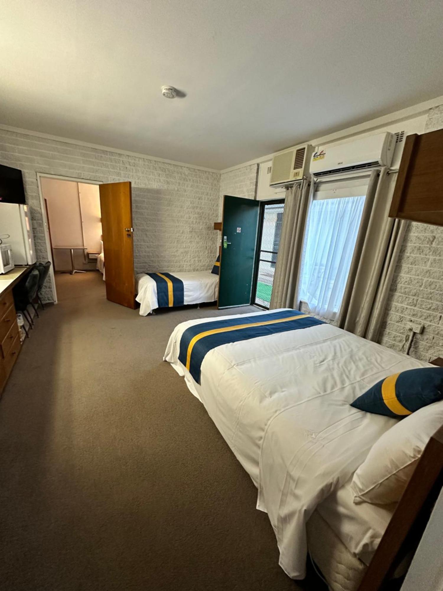 The Shamrock Hotel Белренелд Екстер'єр фото